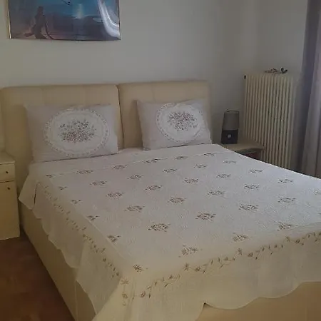 Bela PalaiónTsiflíkion