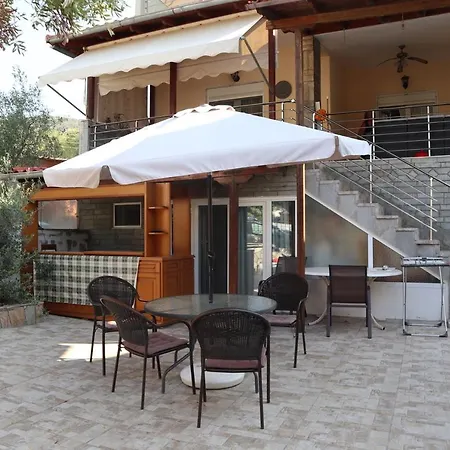 Bela *
