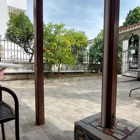 Apartman Bela PalaiónTsiflíkion