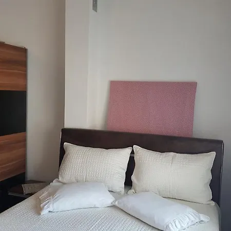 Bela * PalaiónTsiflíkion